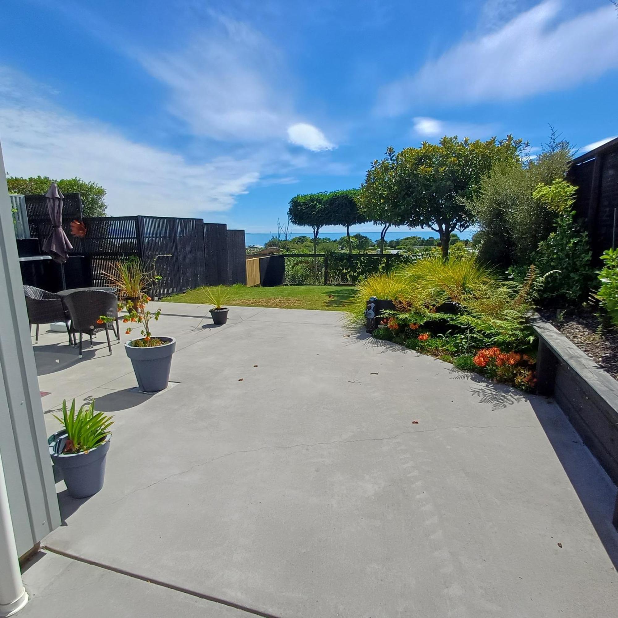 Seascape Hideaway Pohara Apartment Luaran gambar